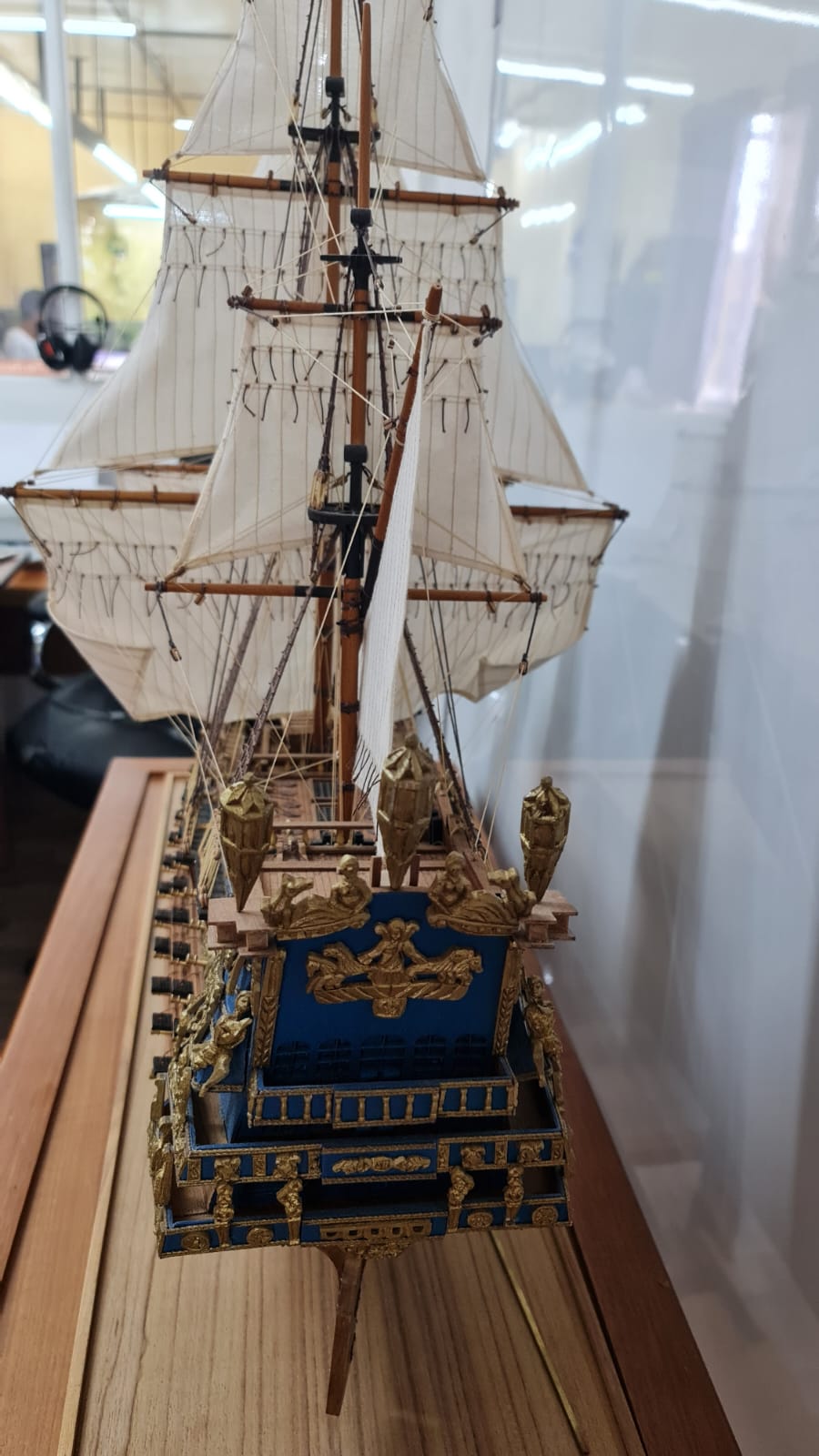 Soleil Royal Model Ship (Premier Range) - PSM - Image 22